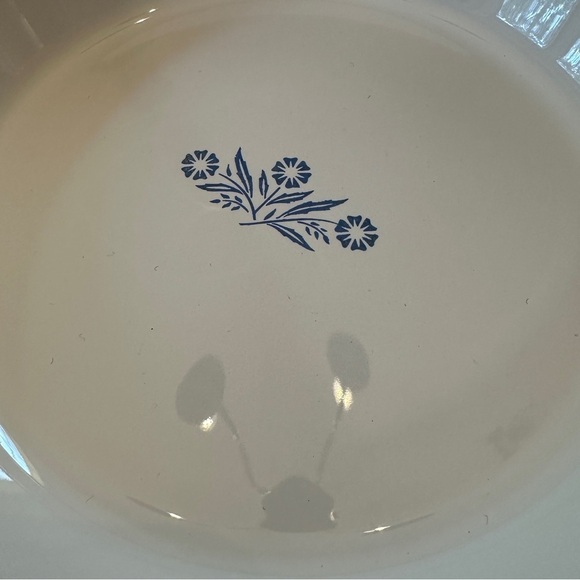 CORNING WARE 9X1 1/4 INCH
RANGE - OVEN - MICROWAVE - Picture 2 of 6